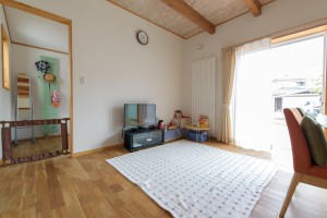 リビングの奥はそのまま玄関が