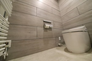 丁寧に施工されたタイル張り